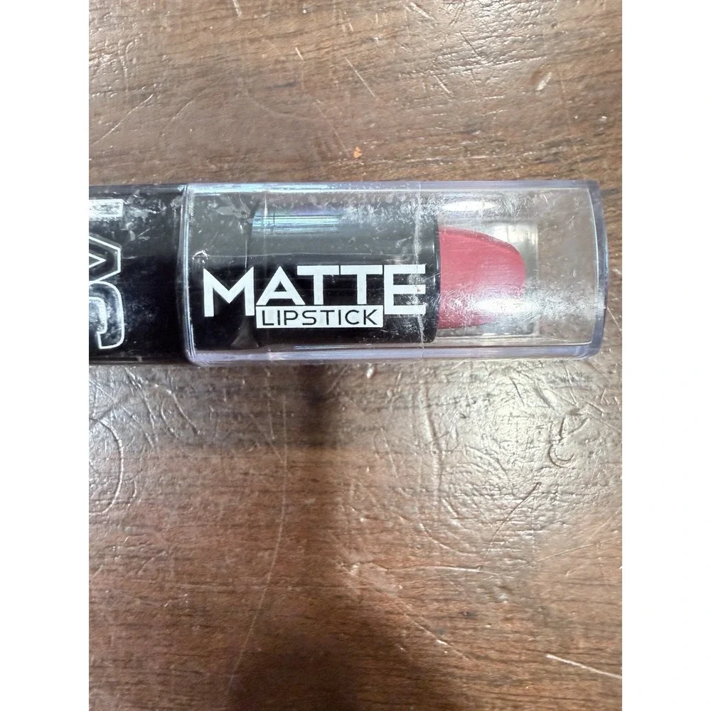 NEW L.A. COLORS Matte Lipstick, Starlet CML470